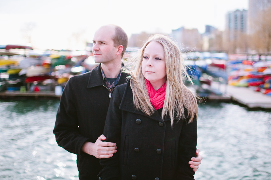 Toronto Engagement Photo : Posing for a shot on the Harbourfront