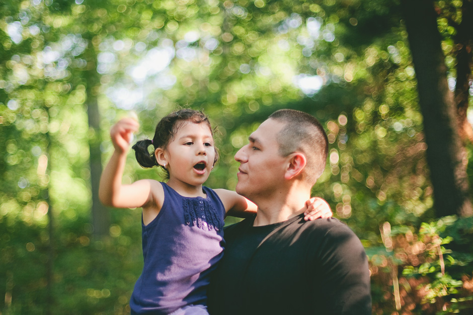 Family Photography in High Park : daddy's little girl