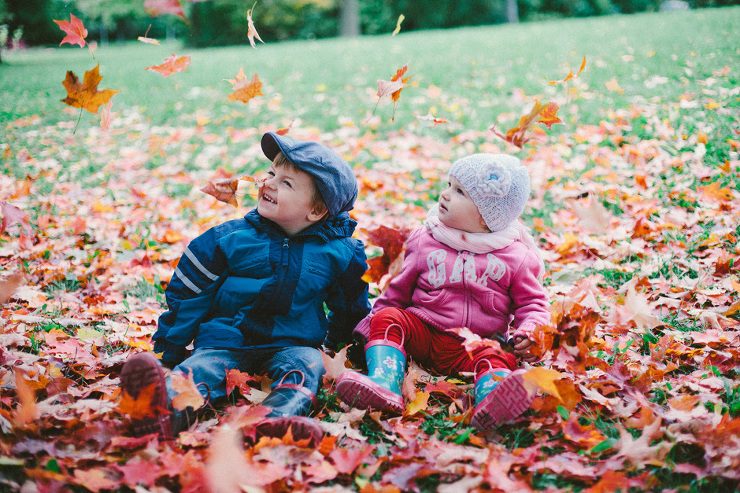 Toronto Family Photographers in a park