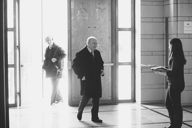 Toronto Baptism photographer : entering the Church