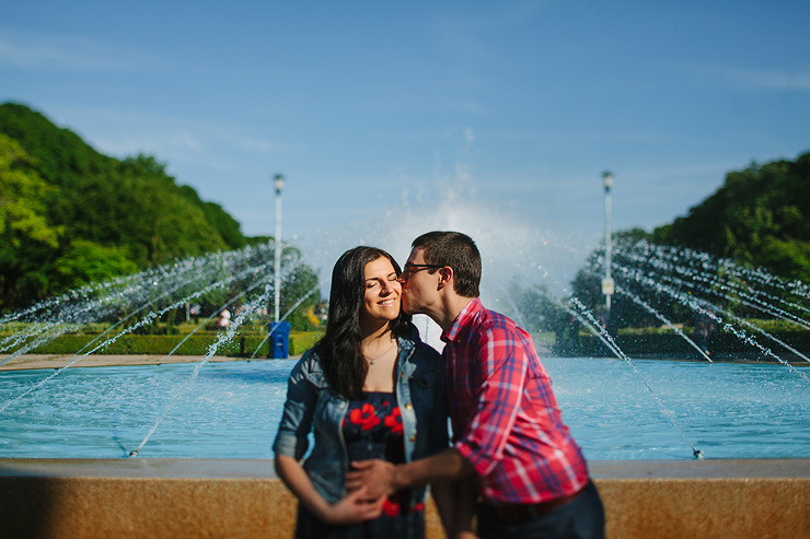Kissing by the fountain
