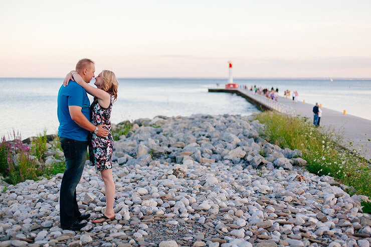 Toronto Engagement Photographers by Lake Ontario