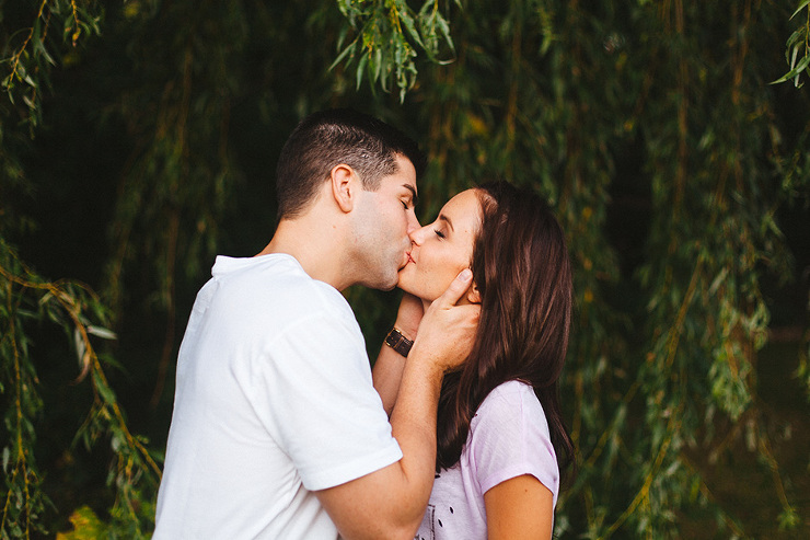 Unionville Engagement Photographer - the kiss