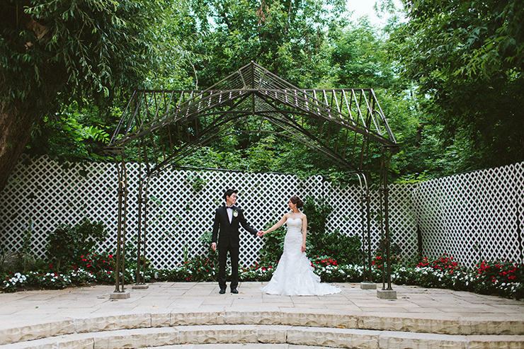 Toronto Wedding Photographer at Old Mill