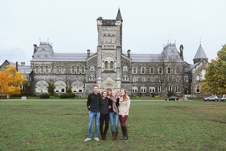 Toronto Family Photographer at U of T