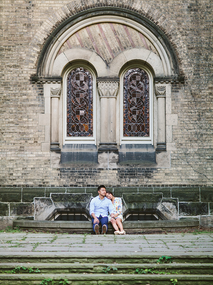 Toronto couples photographer