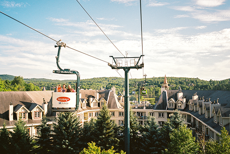 travel-photography-by-gondola-in-mont-tremblant-village
