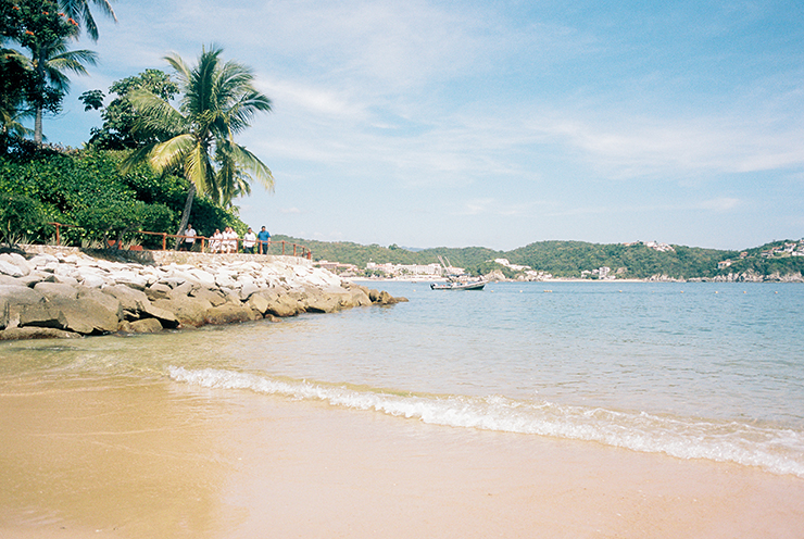 Beach at Las Brisas Resort in Huatulco Mexico